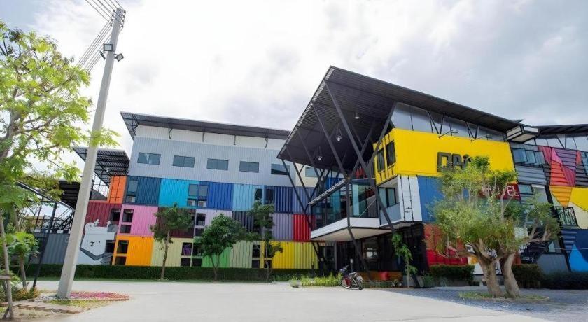 Qbix Hotel Khon Kaen Ngoại thất bức ảnh